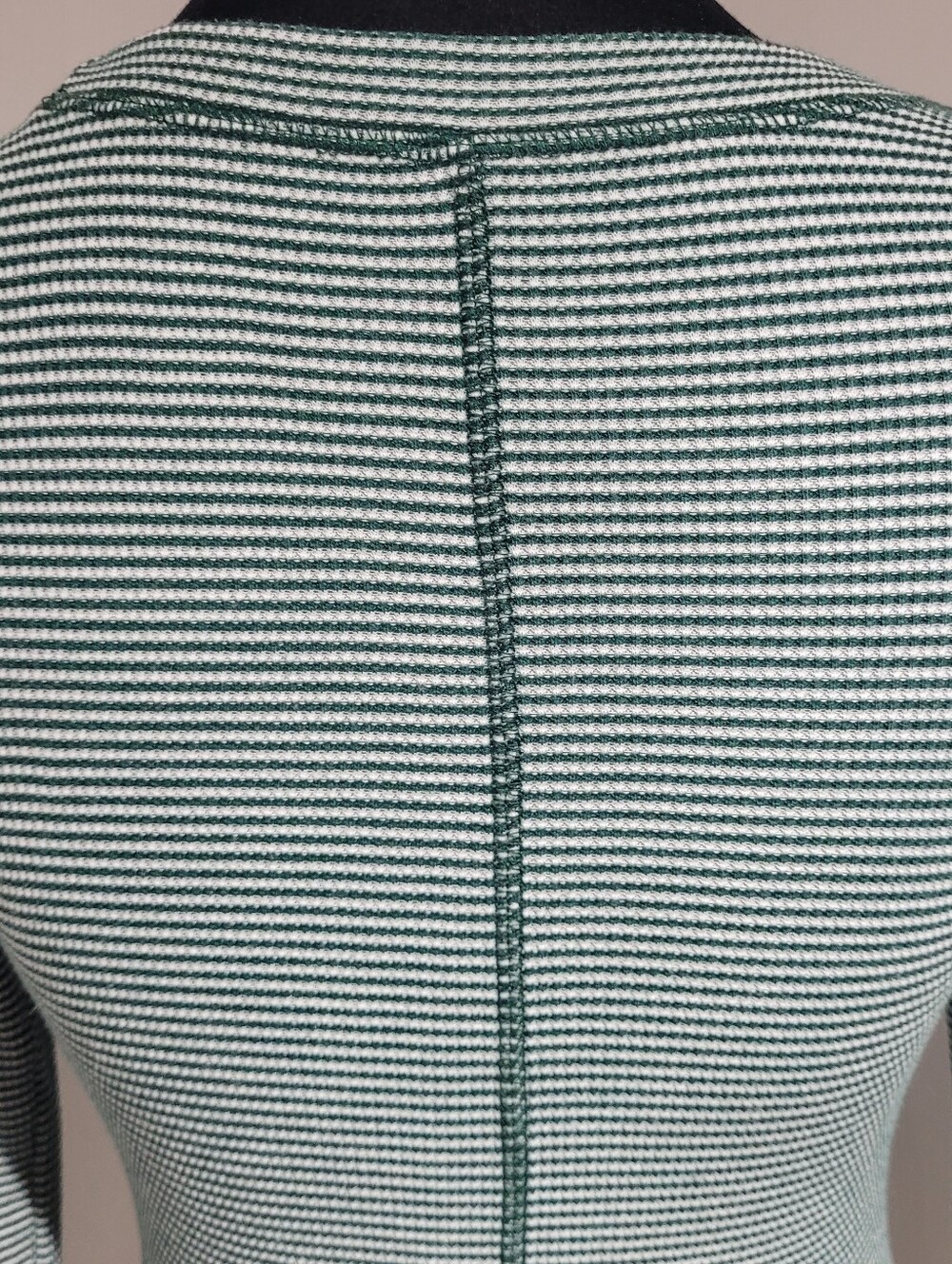 American Eagle Women's Striped Long-Sleeve Crewneck Casual Top Small Green White - Picture 7 of 9